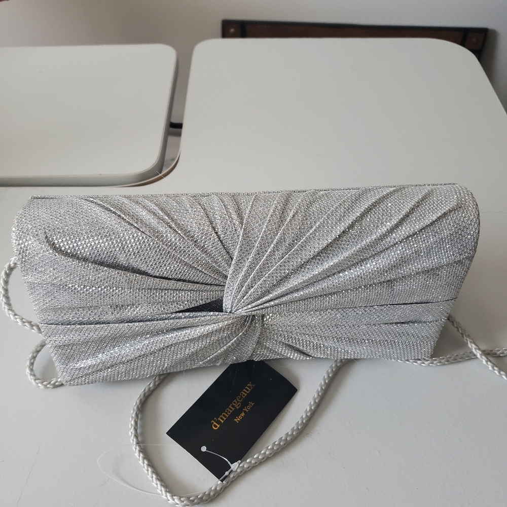 3/$30 D'margeaux New York purse.